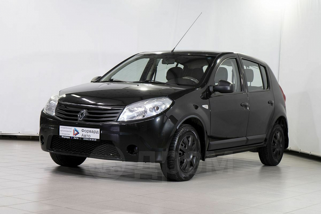 Renault SANDERO